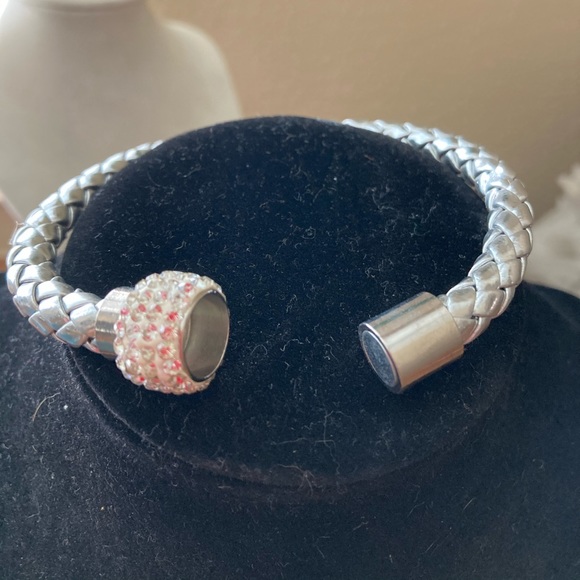Silver Leather Bracelet with Bling Clasp - Picture 3 of 3
